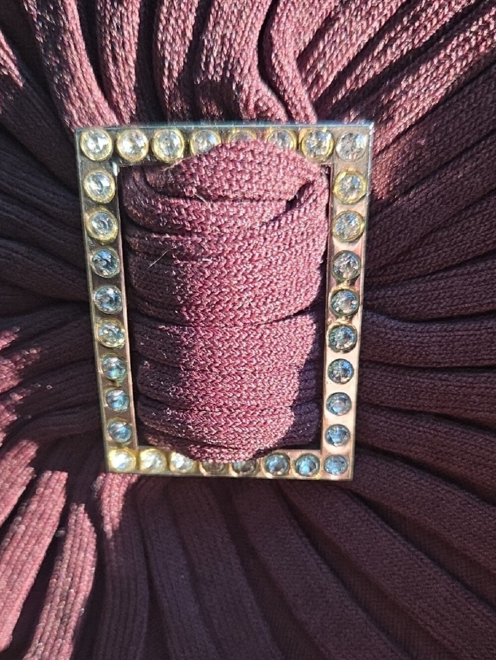 Belldini Broŵn Ribbed Crewneck Sweater Rhinestone Accent - Picture 5 of 11